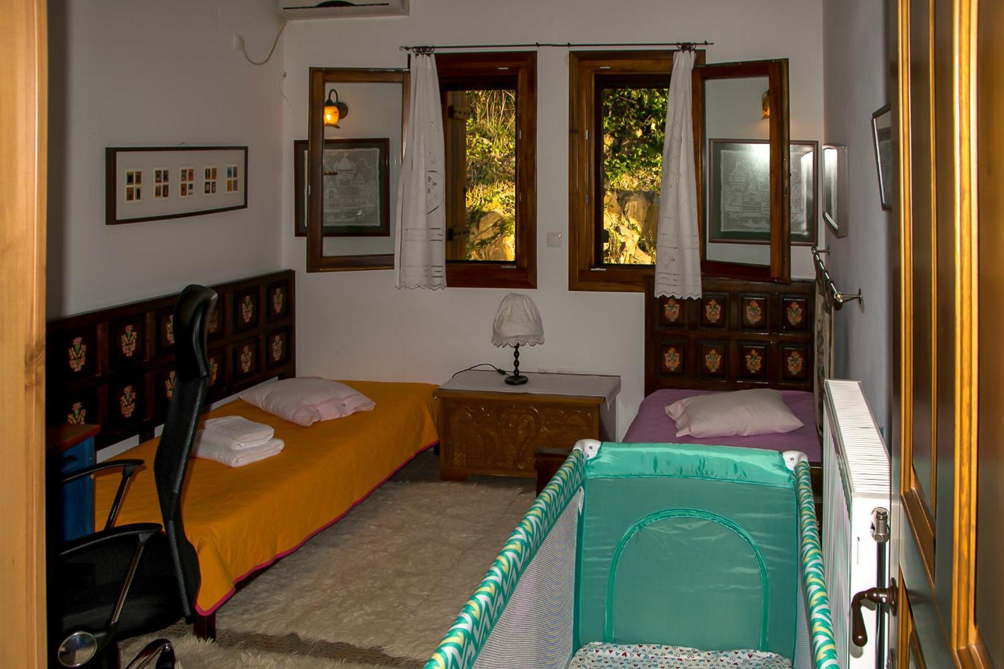 House Of The Rising Sun Villa โคเรฟตอน ภายนอก รูปภาพ